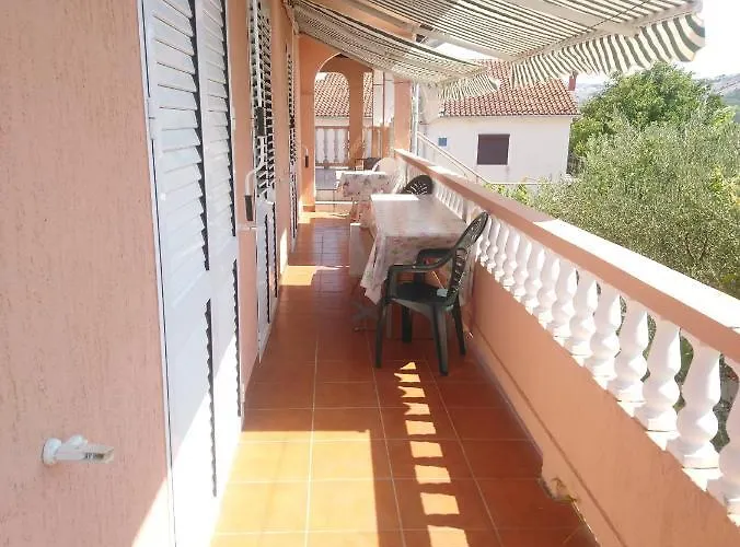 Lägenhet Apartments Sandra Lopar