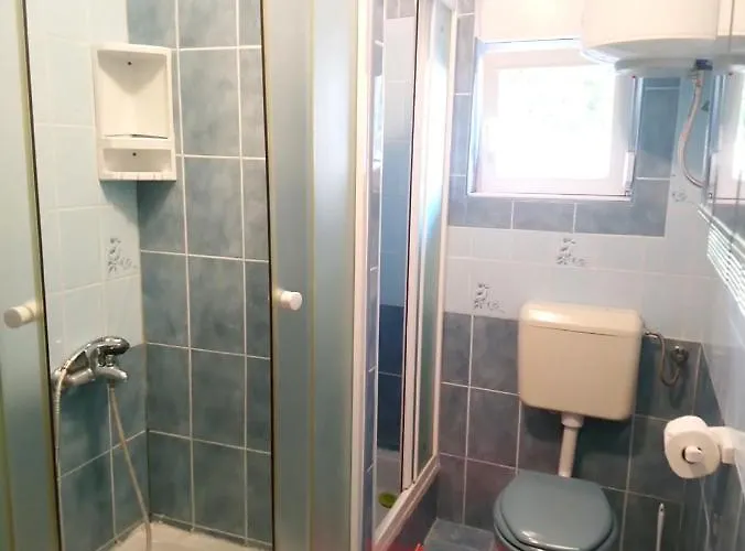 Apartments Sandra * Lopar