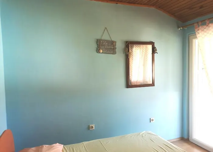 Apartments Sandra * Lopar